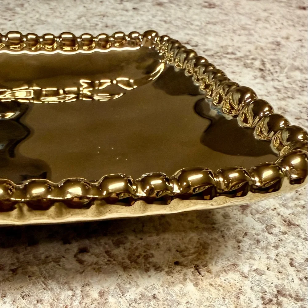 Tarnish-Free Gold Titanium Porcelain Platter With Ribbed Edges